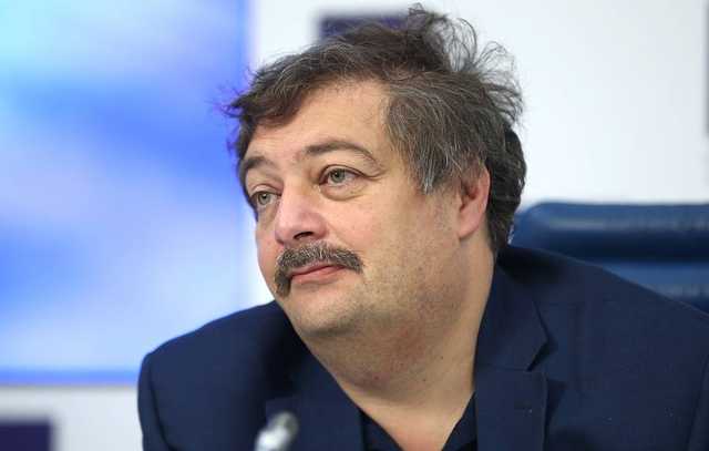 «Это было отравление». Дмитрий Быков назвал причину своей госпитализации