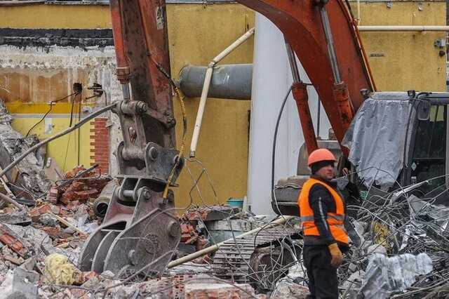 Под Петербургом снесли дом с подземной тюрьмой