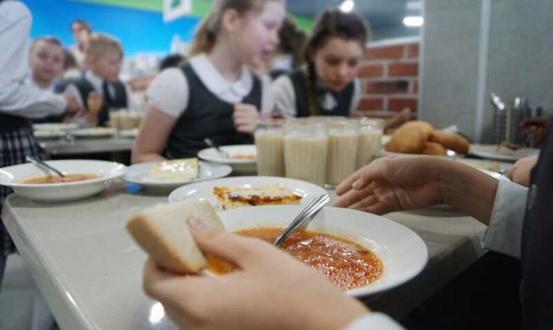 В нескольких московских школах было зафиксировано массовое отравление детей