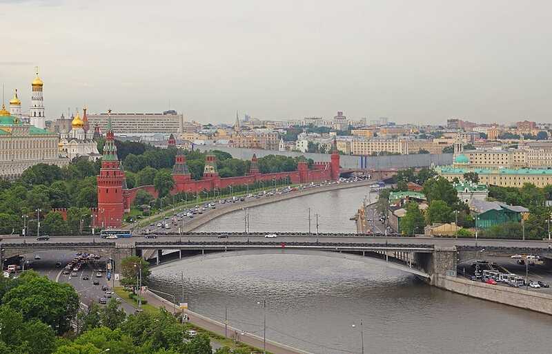 Москва усиливает охрану мостов перед днём рождения Путина