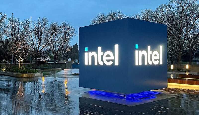 Экс-глава Intel спасает компанию молитвами и постом