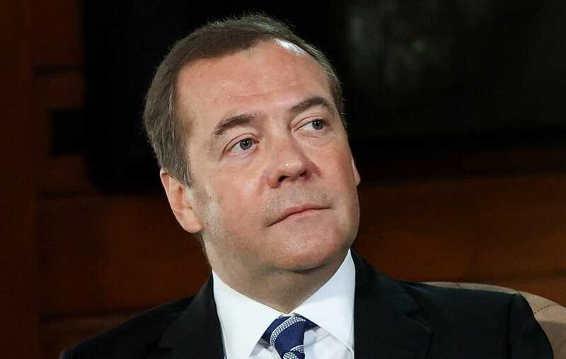 Консоли вместо ВПК: фонд, связанный с Медведевым, поставил в войска запчасти от Xbox