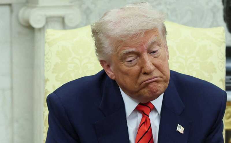 Трамп требует от The Wall Street Journal 20 миллиардов долларов из-за "послания с обнаженной женщиной"