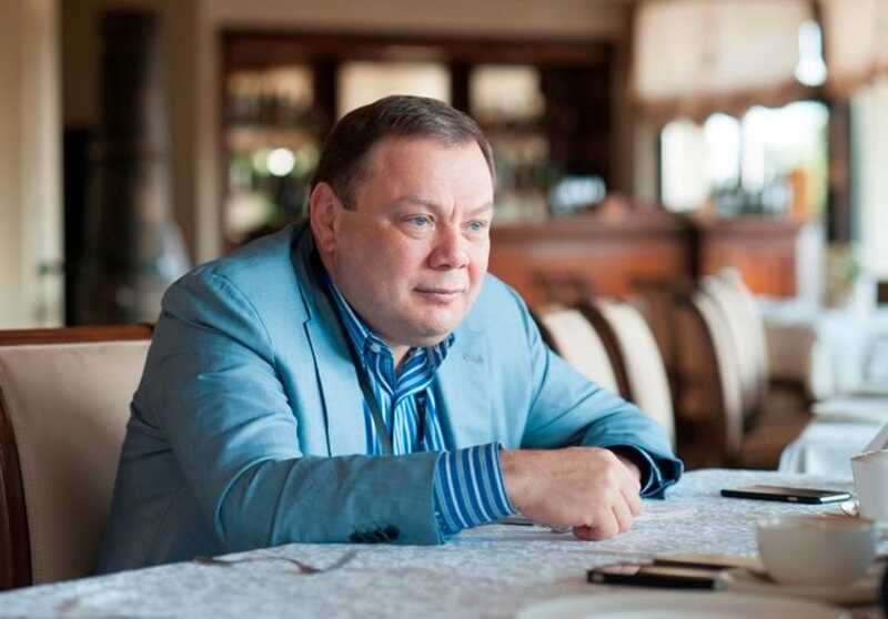 Михаил Фридман использует «двойные счётчики» для давления на бывшего сотрудника «Альфа-Банка»