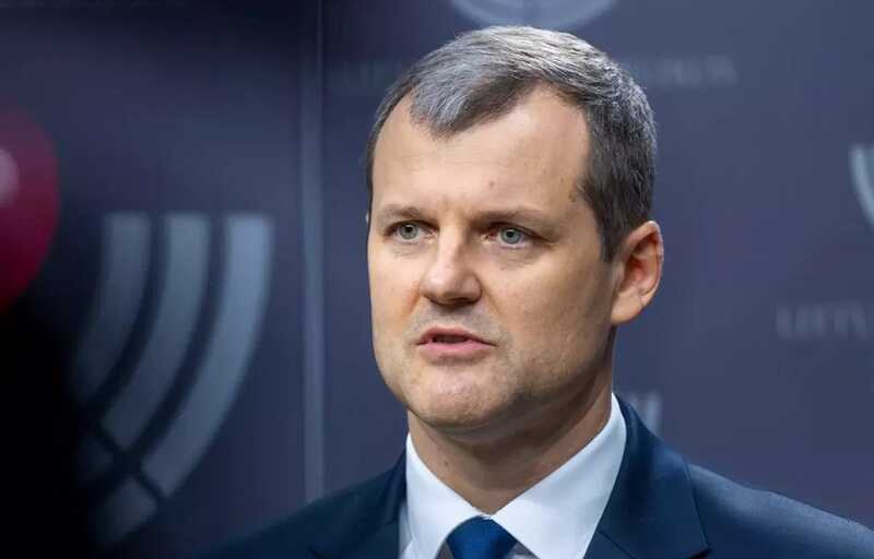 Lithuania’s Cabinet collapses as PM Paluckas quits over EU funds misuse allegations