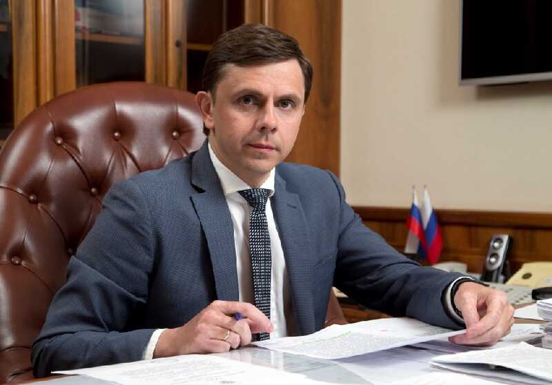 Губернатор Орловской области Андрей Клычков оправдал ограничение мобильного интернета тем, что на «СВО» ещё хуже