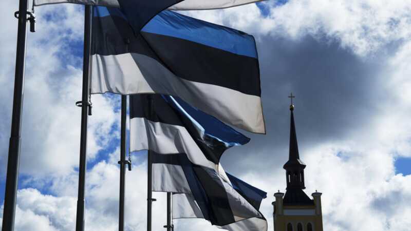 Власти Эстонии ограничивают поездки граждан в Россию