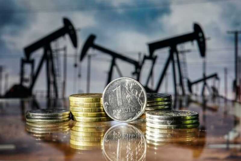 Россия теряет миллиарды: нефтяные доходы рухнули на треть за год