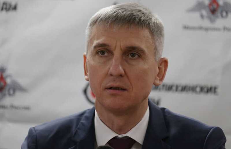 Губернатор Белгородской области Вячеслав Гладков "спрятал" своего заместителя Сергея Дядькина на фронте