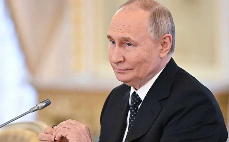 Владимир Путин назвал ОАЭ подходящим местом для встречи с Трампом