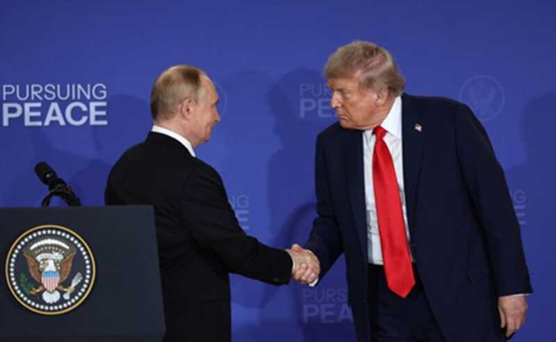 Трамп одобрил инициативу Путина по установлению полного контроля России над Донбассом