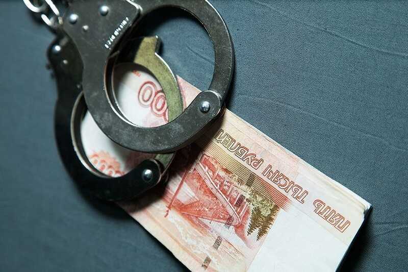 ФСБ задержала начальника полиции аэропорта за организацию незаконной миграции